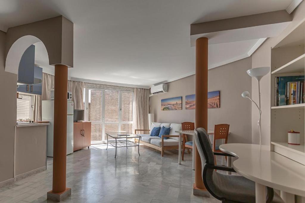 Luminosity Square Studio. Francos 14 Sewilla Zewnętrze zdjęcie